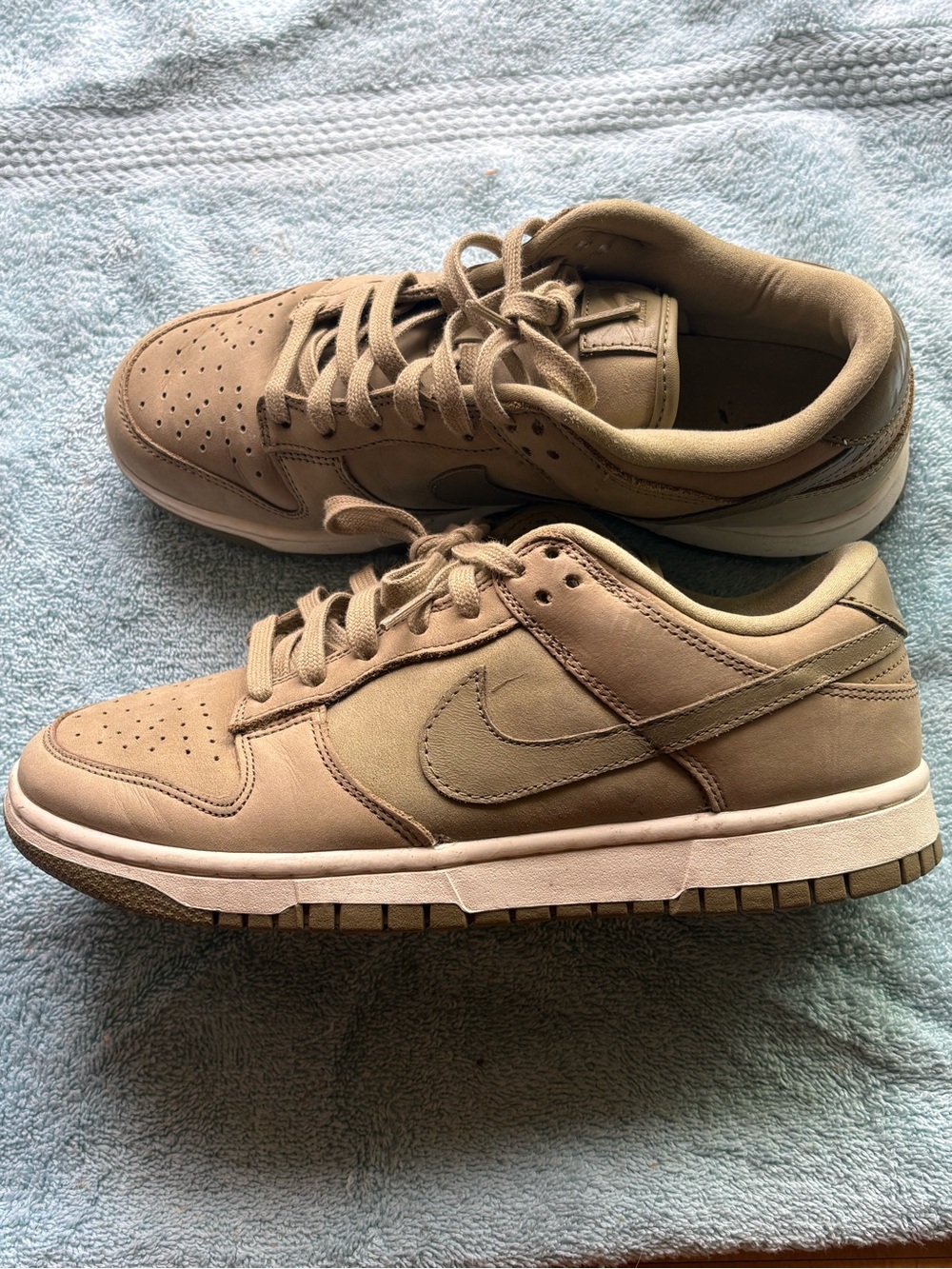 Nike Dunk Low Premium "Neutral Olive Womens